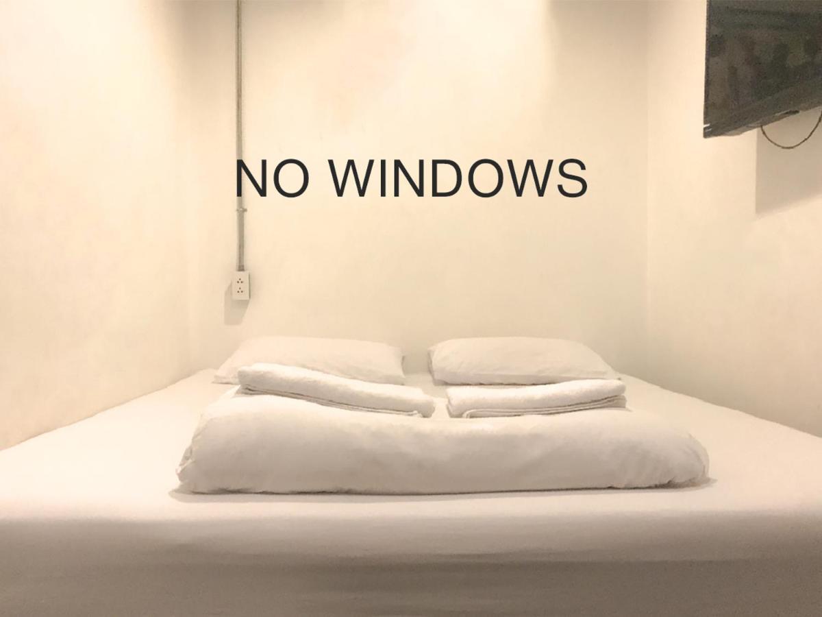 Holy Sheet Hostel Bangkok Luaran gambar