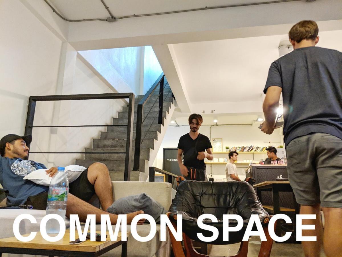 Holy Sheet Hostel Bangkok Luaran gambar